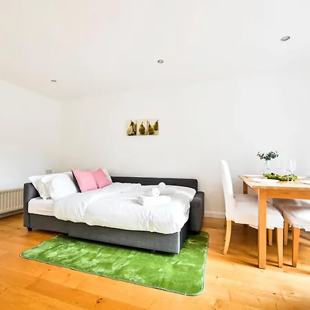 Cozy Corner Near Tower Bridge Apartment London Exterior photo